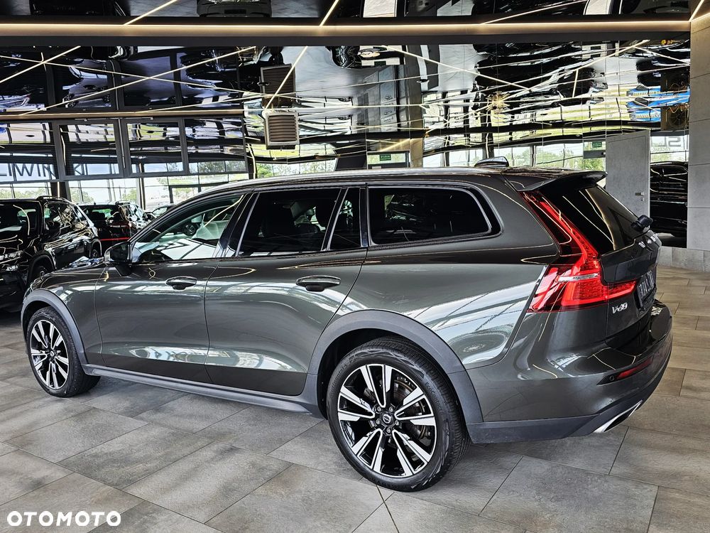 Volvo V60 Cross Country B4 D AWD Geartronic - 6