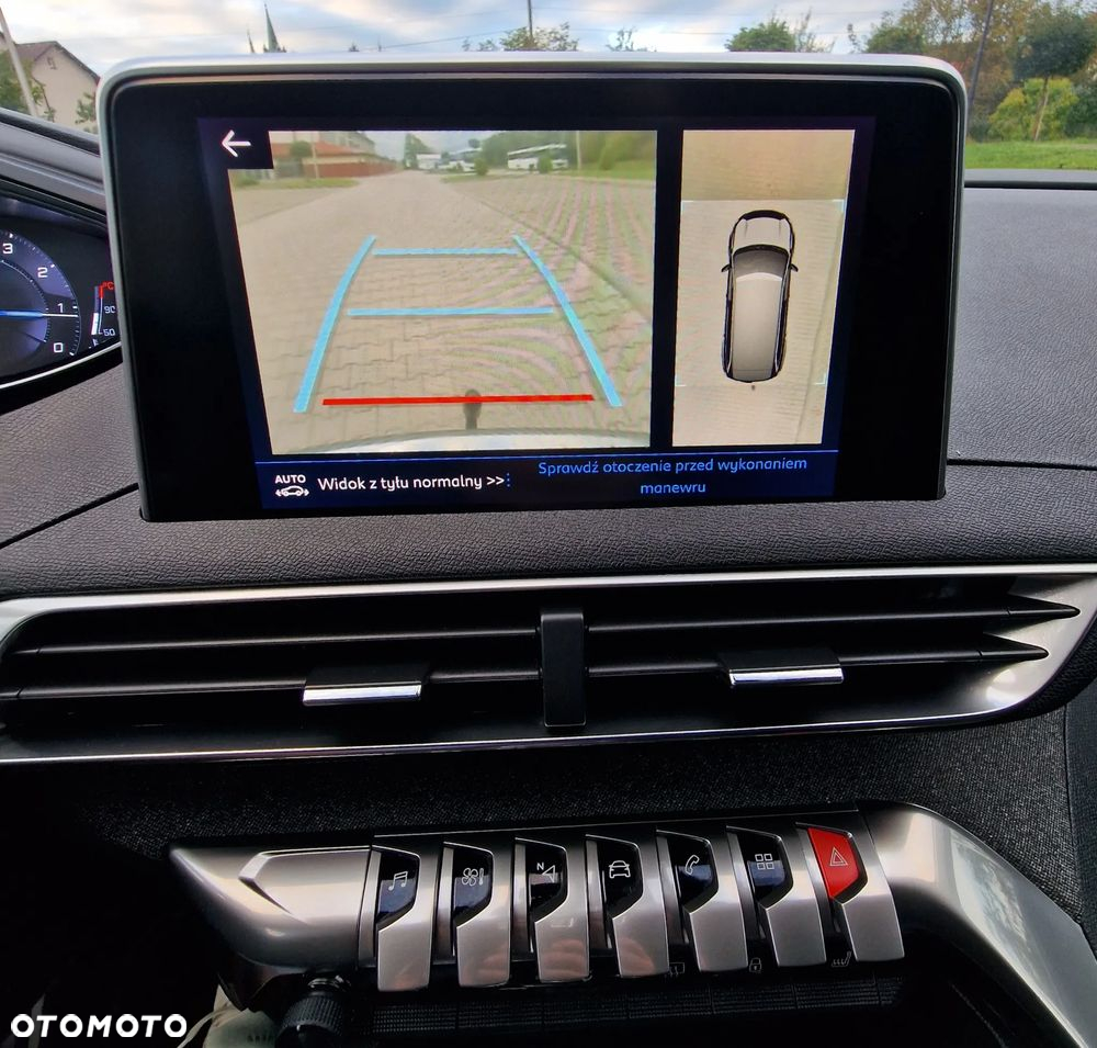 Peugeot 5008 1.6 PureTech Allure S&S EAT8 - 28