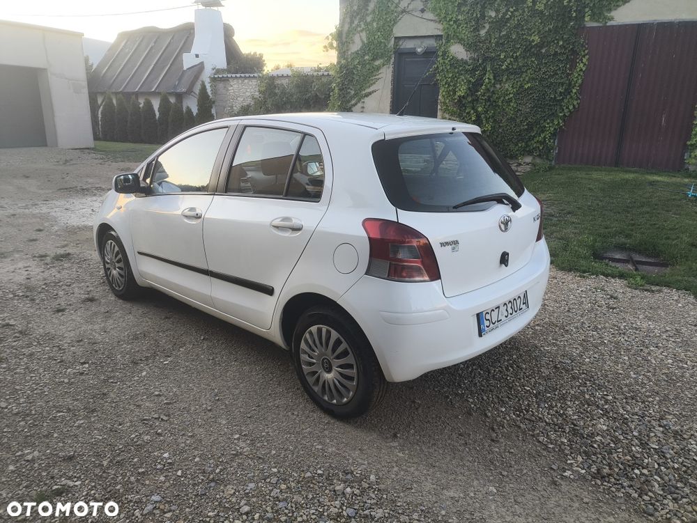 Toyota Yaris - 3