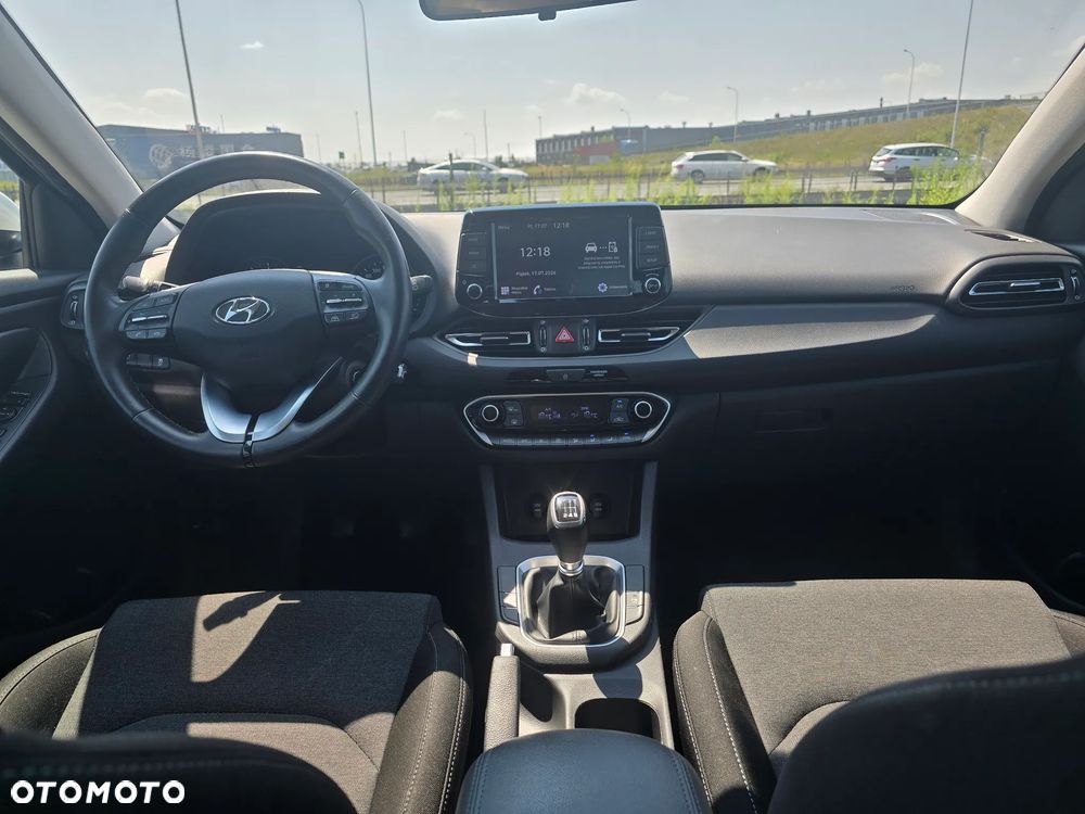 Hyundai i30 1.5 DPI Comfort - 13