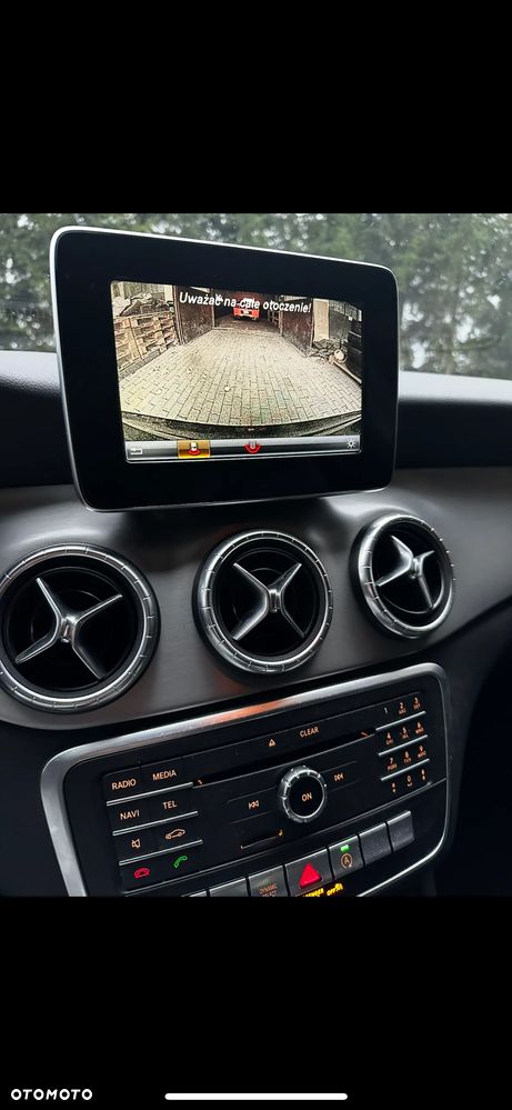 Mercedes-Benz CLA 200 d AMG Line - 8