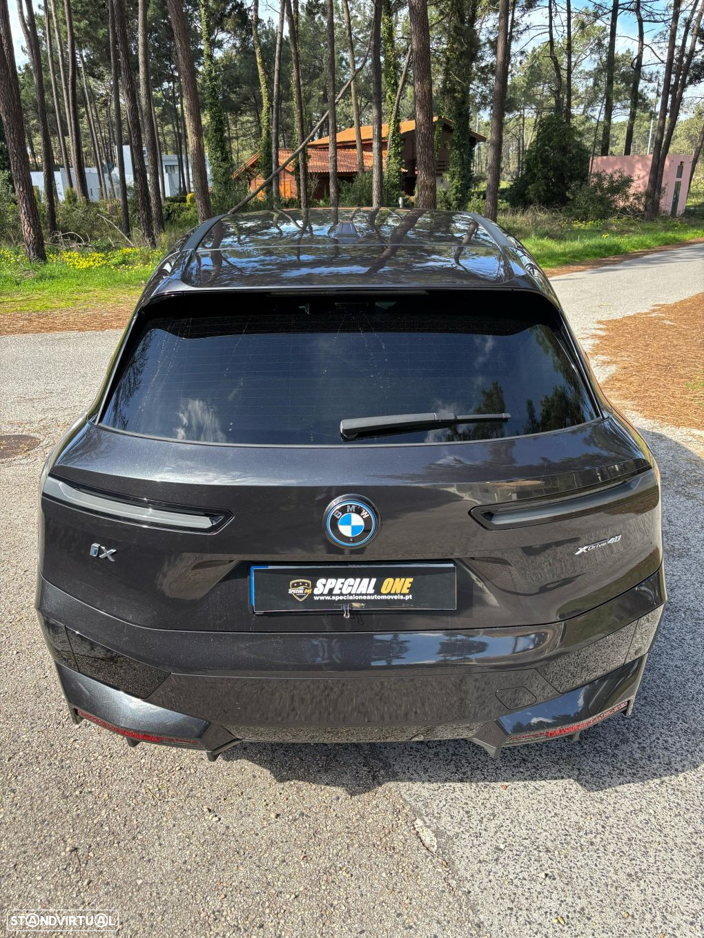 BMW iX xDrive 40 Pack Desportivo - 11