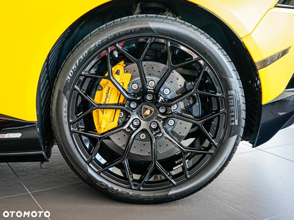 Lamborghini Huracan EVO - 17