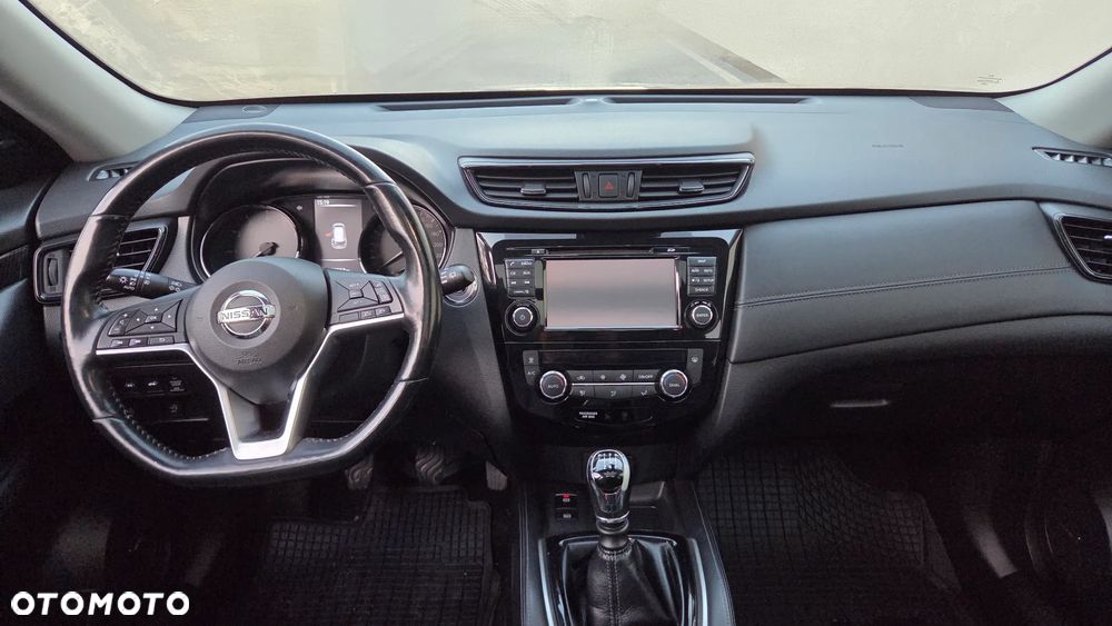 Nissan X-Trail 1.6 DIG-T Tekna - 26