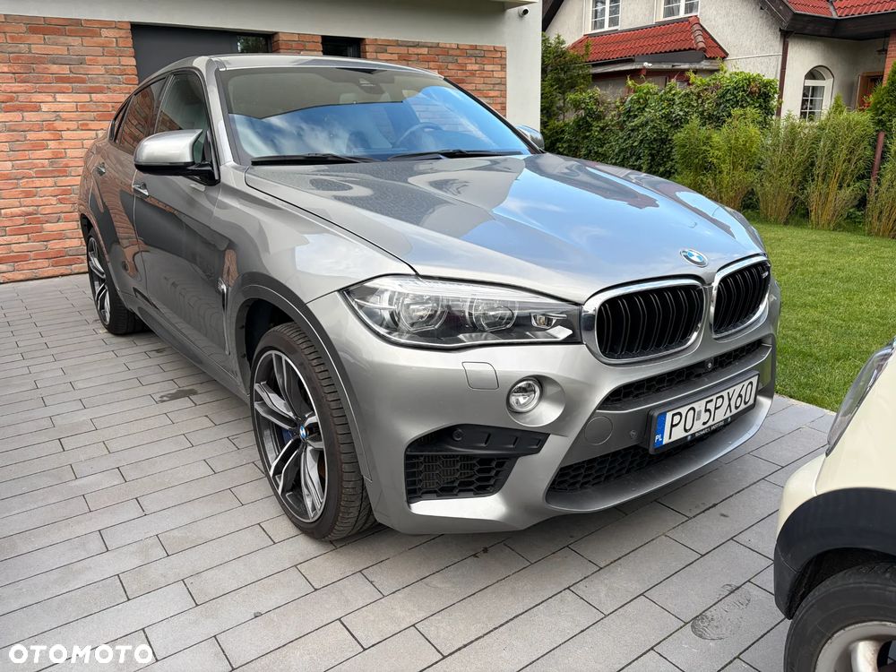 BMW X6M - 1