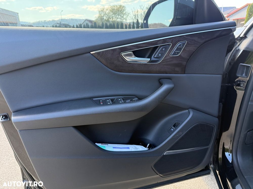 Audi Q8 3.0 55 TFSI quattro Tiptronic MHEV - 27