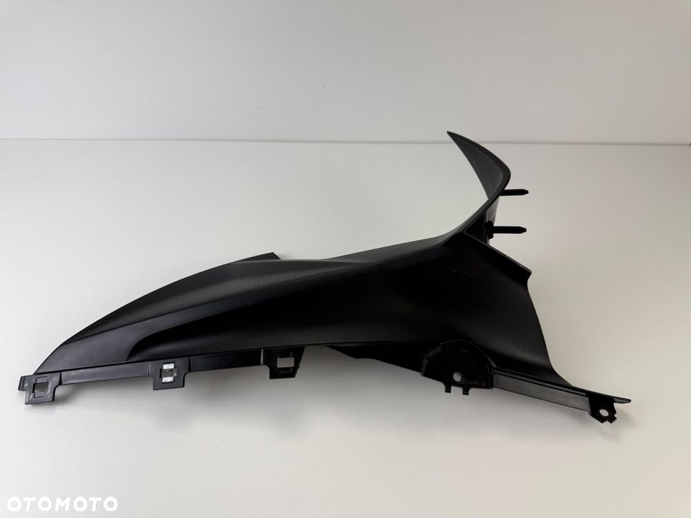 Prawe boczne górne wypełnienie BMW S1000RR K67 2019+ - 7