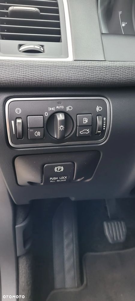 Volvo XC 60 D3 Base - 11