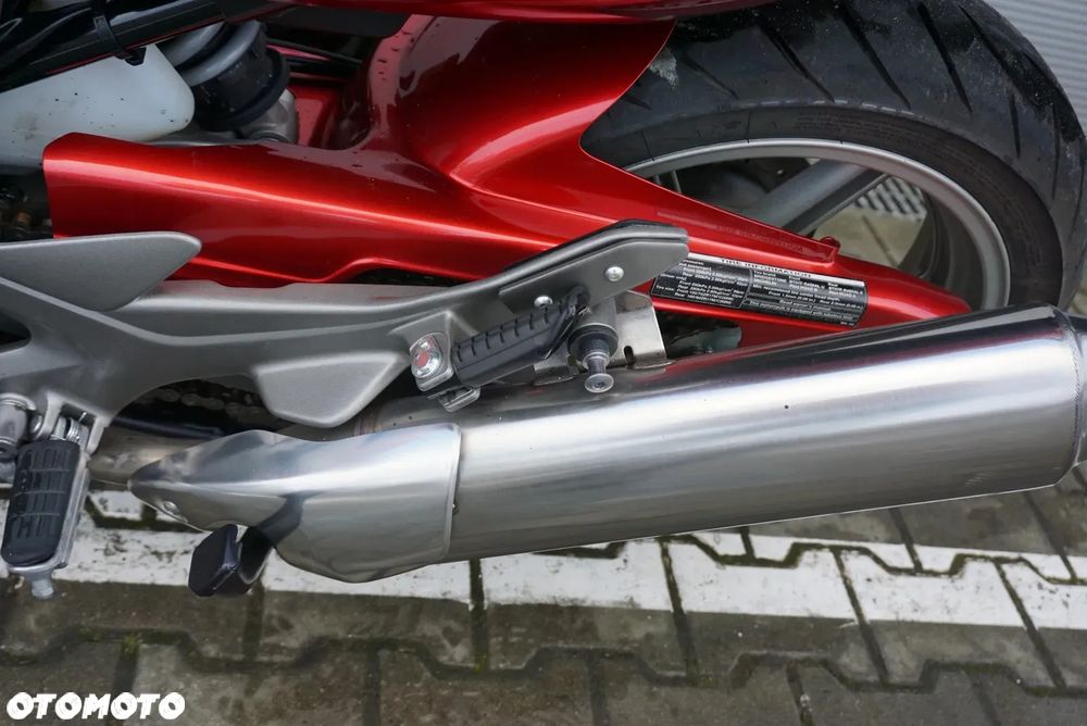 Honda CBF - 4