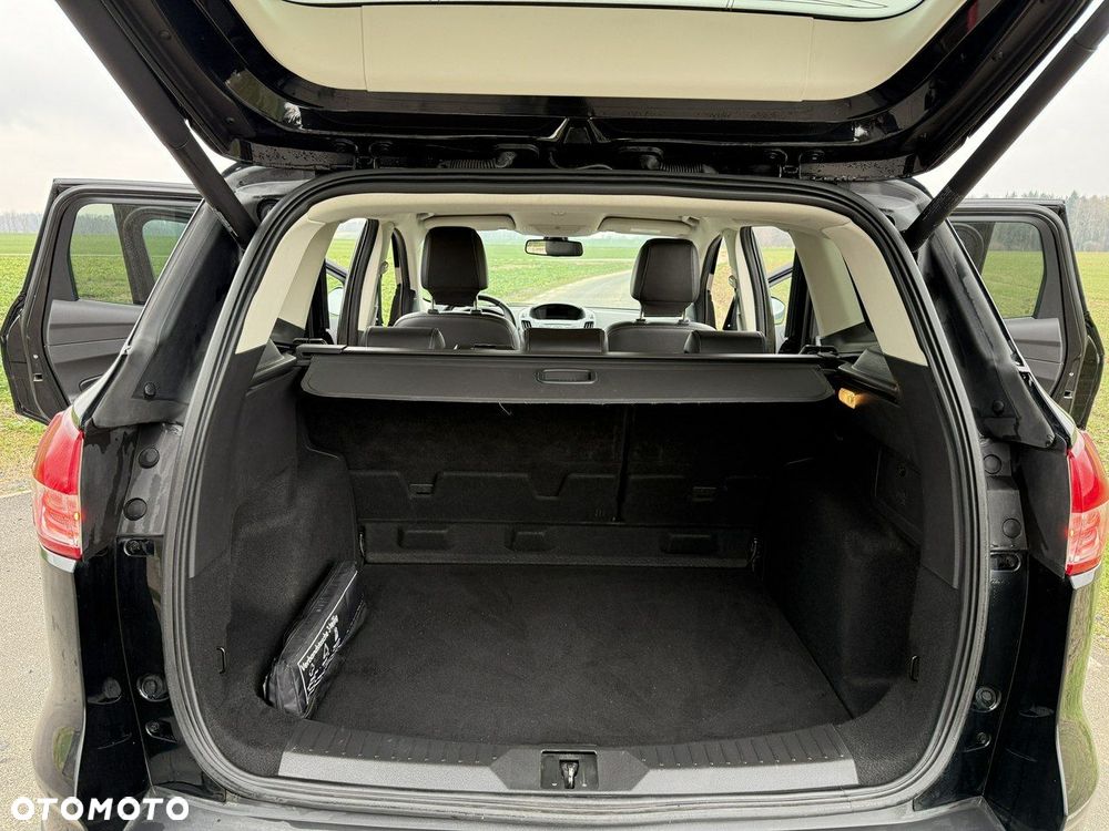 Ford Kuga 2.0 TDCi 4x2 Titanium - 11