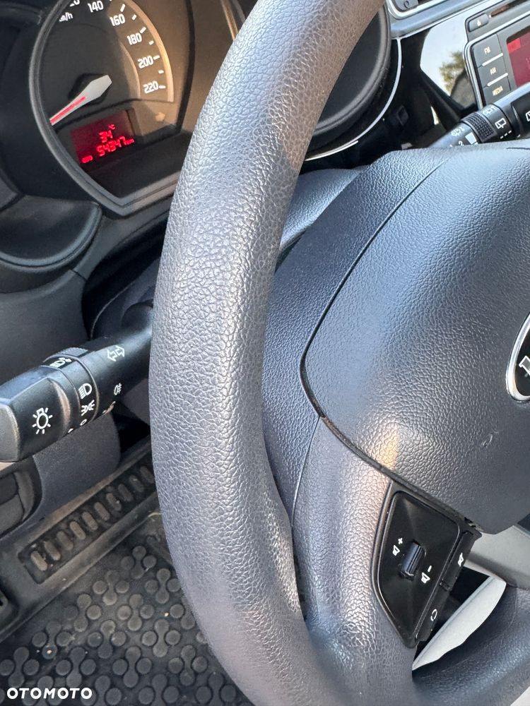 Kia Rio 1.2 L - 19