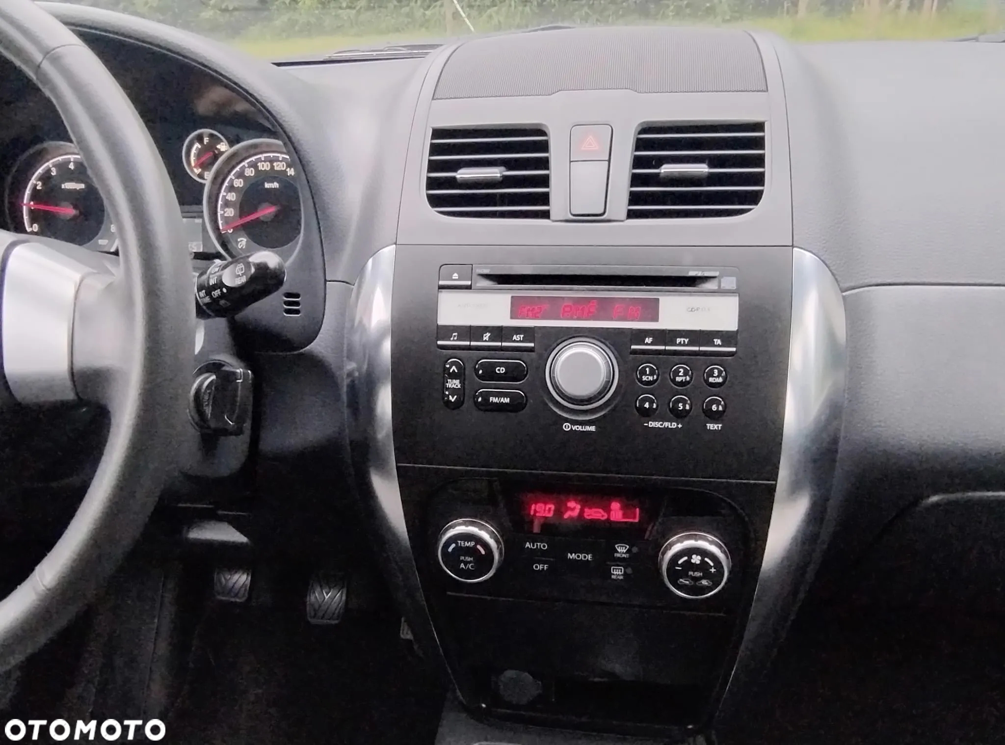 Suzuki SX4 - 18