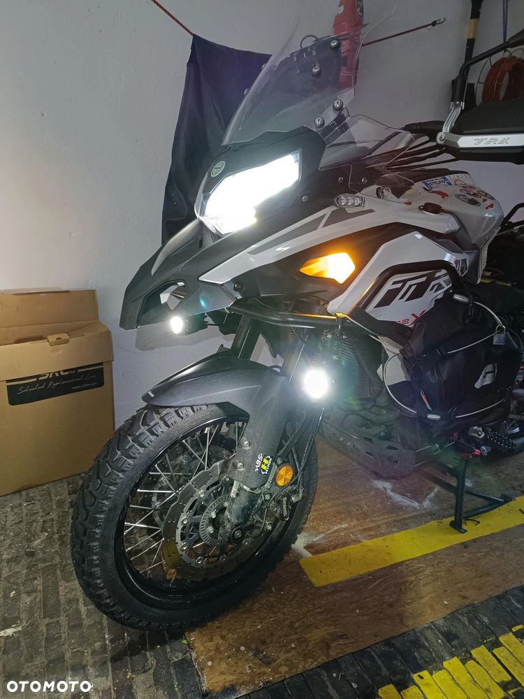 Benelli TRK 502X - 17