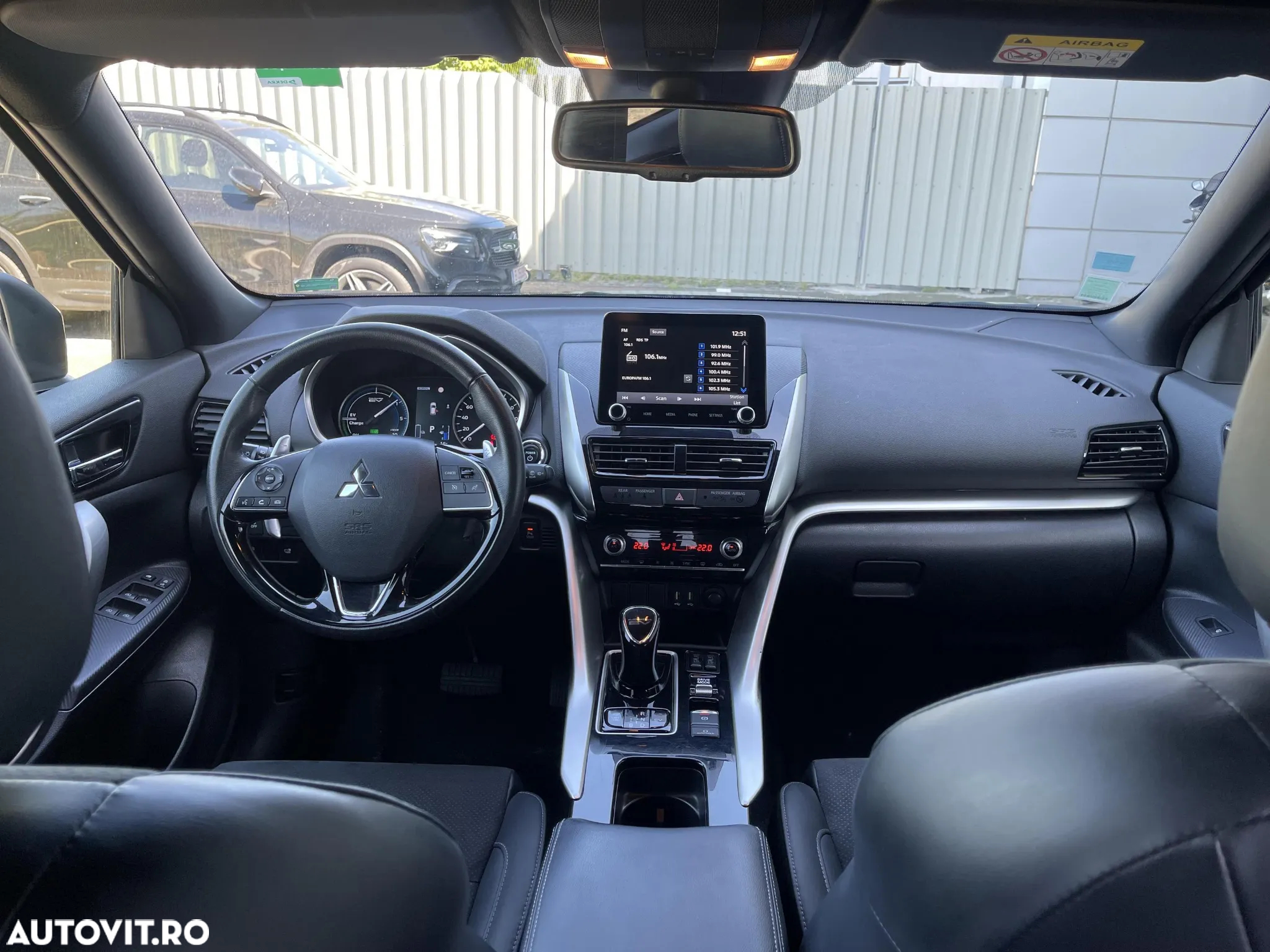 Mitsubishi Eclipse-Cross - 25