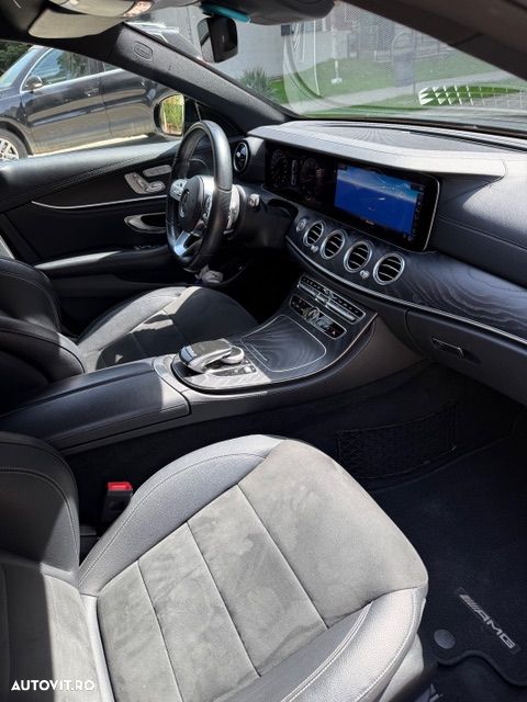 Mercedes-Benz E 200 4MATIC Aut. - 5