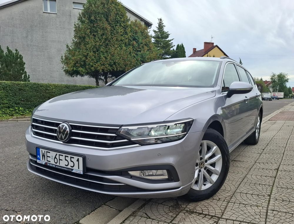 Volkswagen Passat 1.5 TSI EVO Business - 1