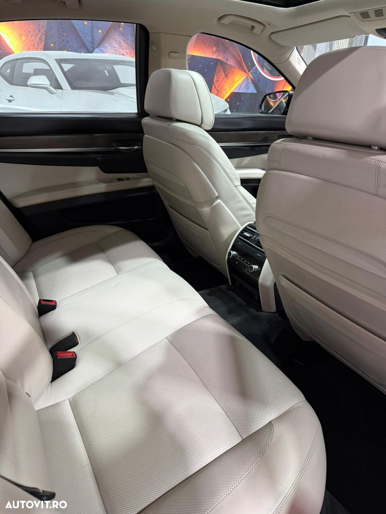 BMW Seria 7 - 6