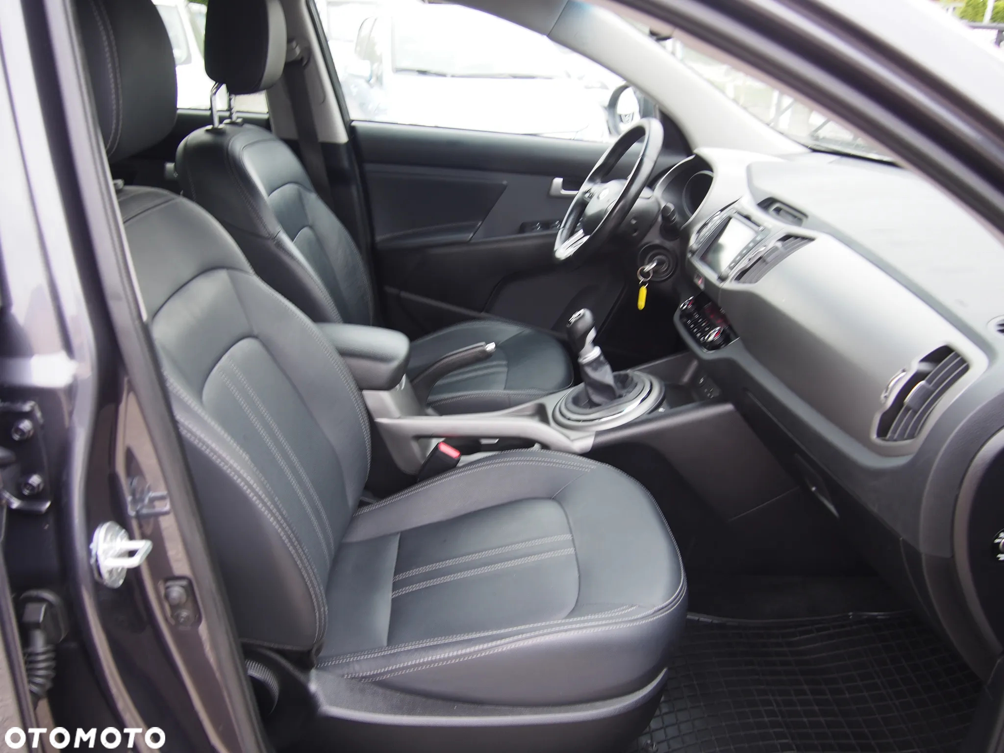 Kia Sportage 1.6 GDI L 2WD - 28