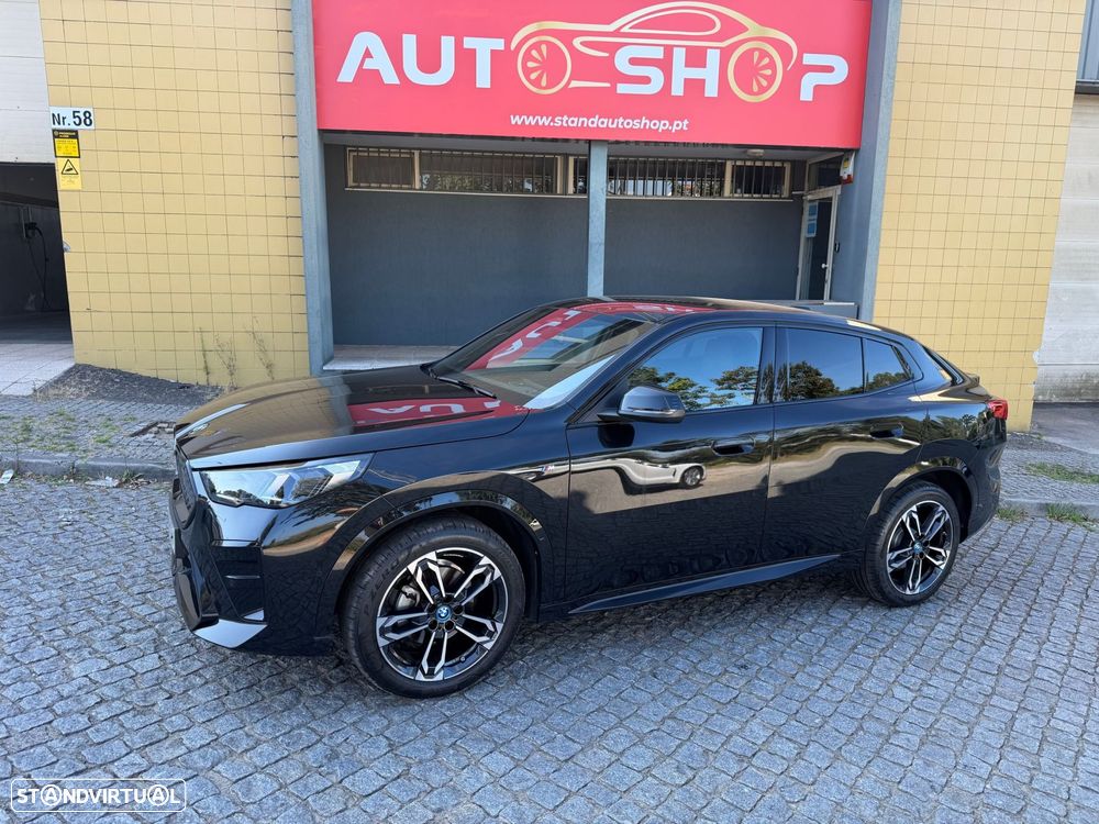 BMW iX2 eDrive20 Pack Desportivo M — fotografia 8