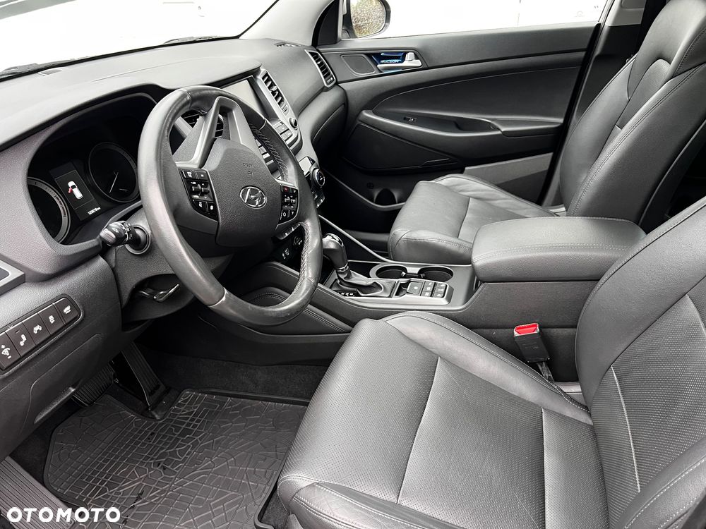 Hyundai Tucson blue 2.0 CRDi 4WD Premium - 14