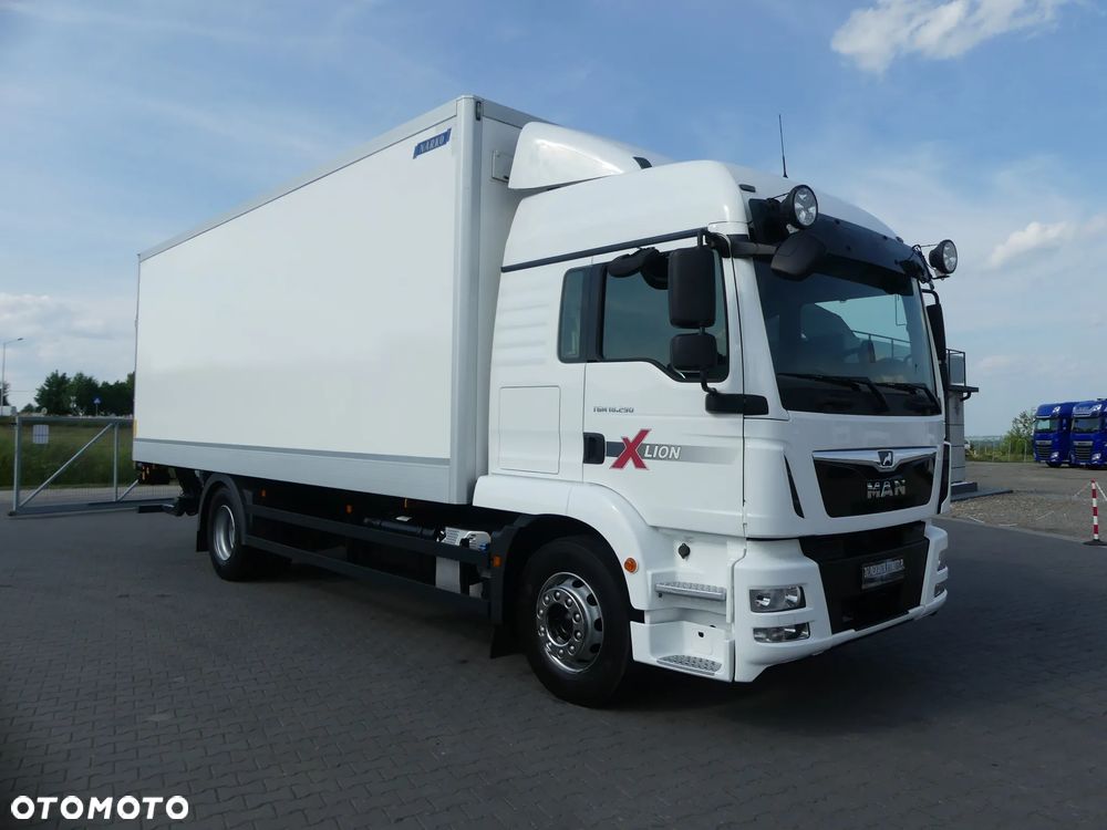 MAN TGM 18.290 / EURO 6 / KONTENER + WINDA / OTWIERANY BOK / - 14