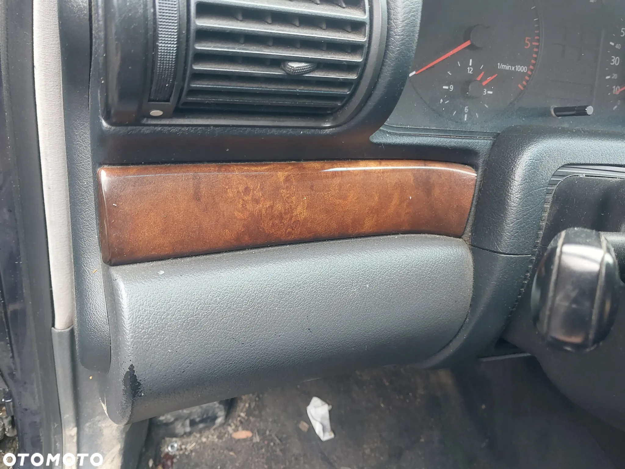 Audi A4 B5 Kombi Avant silnik kompletny 1.9 AHU 90KM skrzynia biegów DVS drzwi lewe przód tył błotnik lewy klapa bagażnika zderzak maska LZ5L hak holowniczy szyba kierownica skórzana tunel środkowy panel maglownica turbina mcperson belka tył tylna dekory drewniane stacyjka schowek zacisk hamulcowy sprzęgło dwumasa CAŁY NA CZĘŚCI WSZYSTKIE CZĘŚCI - 15