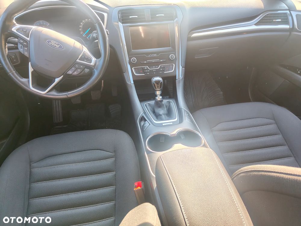 Ford Mondeo - 16