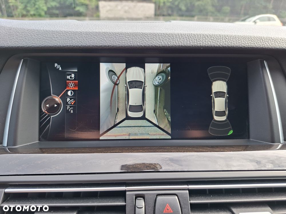 BMW Seria 5 520d xDrive Luxury Line - 38