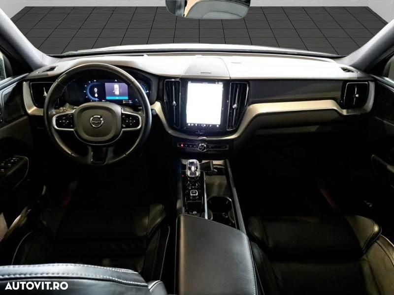 Volvo XC 60 T6 AWD Recharge Plus Dark - 2