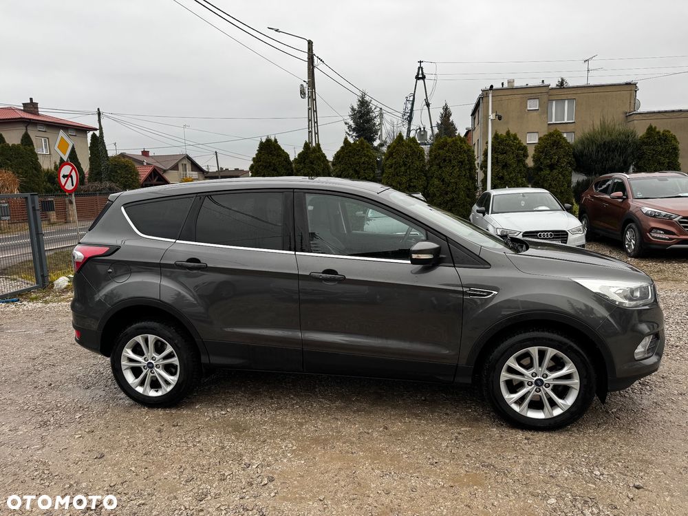 Ford Kuga 1.5 EcoBoost 2x4 Titanium - 8