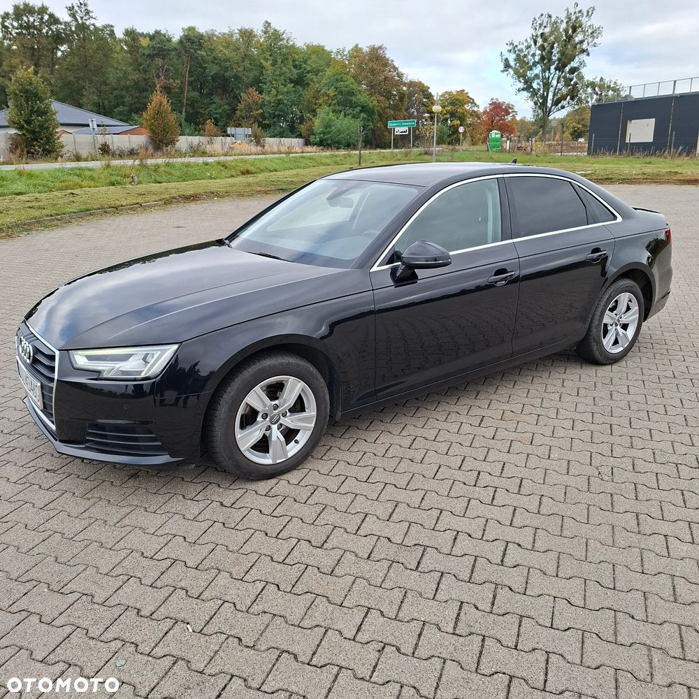 Audi A4 Limousine - 18