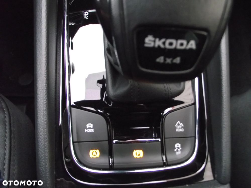 Skoda Kodiaq 2.0 TSI 4x4 L&K DSG 7os - 38
