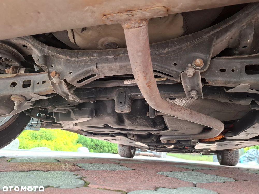 Toyota Auris 1.8 HSD Luna - 14