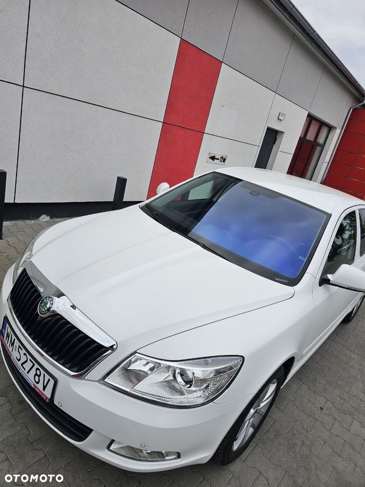 Skoda Octavia 1.6 Elegance - 8