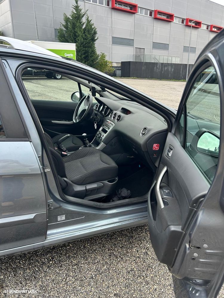 Peugeot 308 SW 1.6 HDi Executive CVM6 - 2