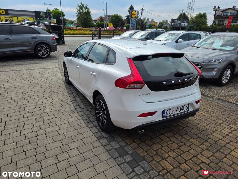 Volvo V40 - 8