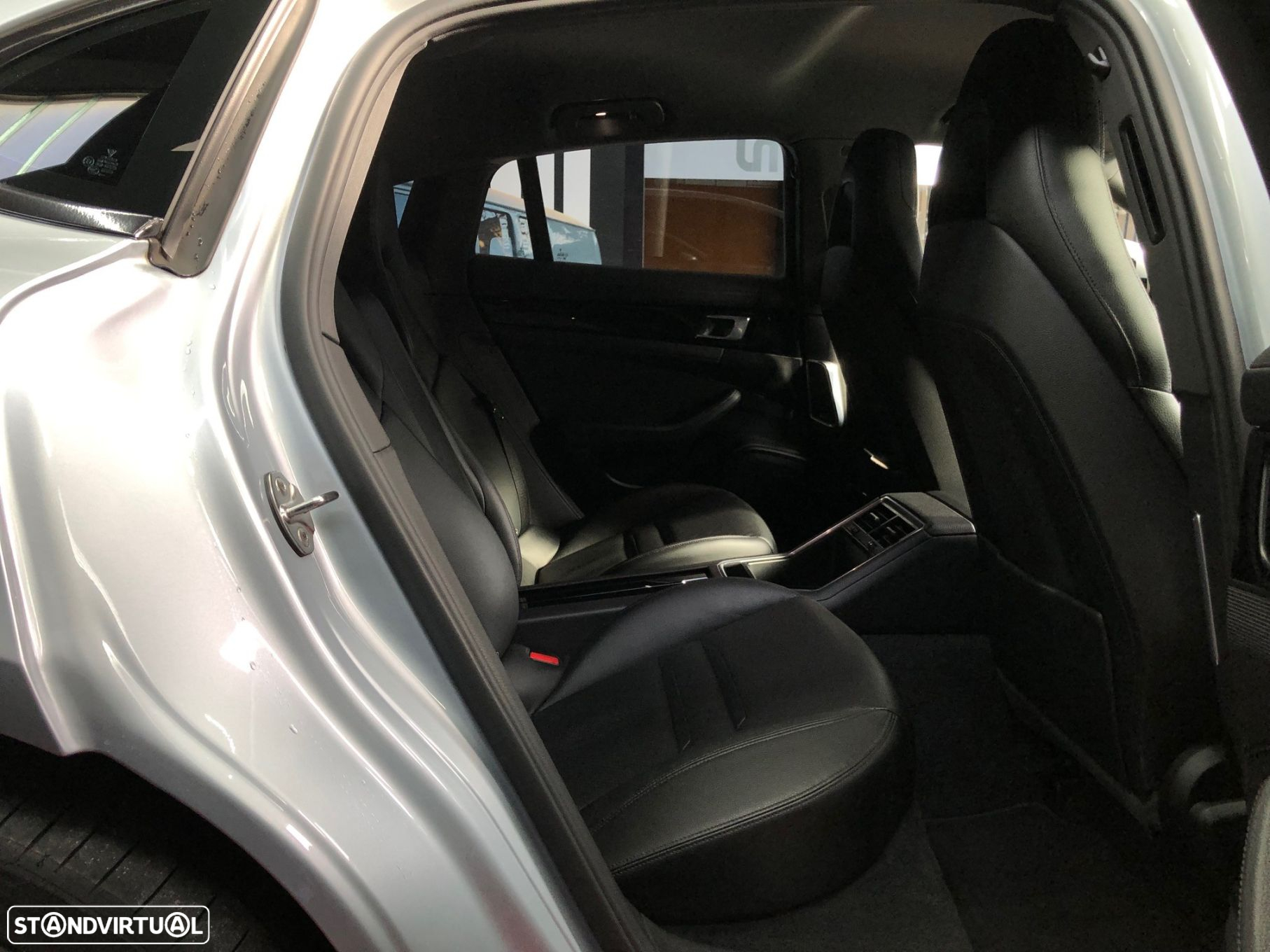 Porsche Panamera 4 S - 12