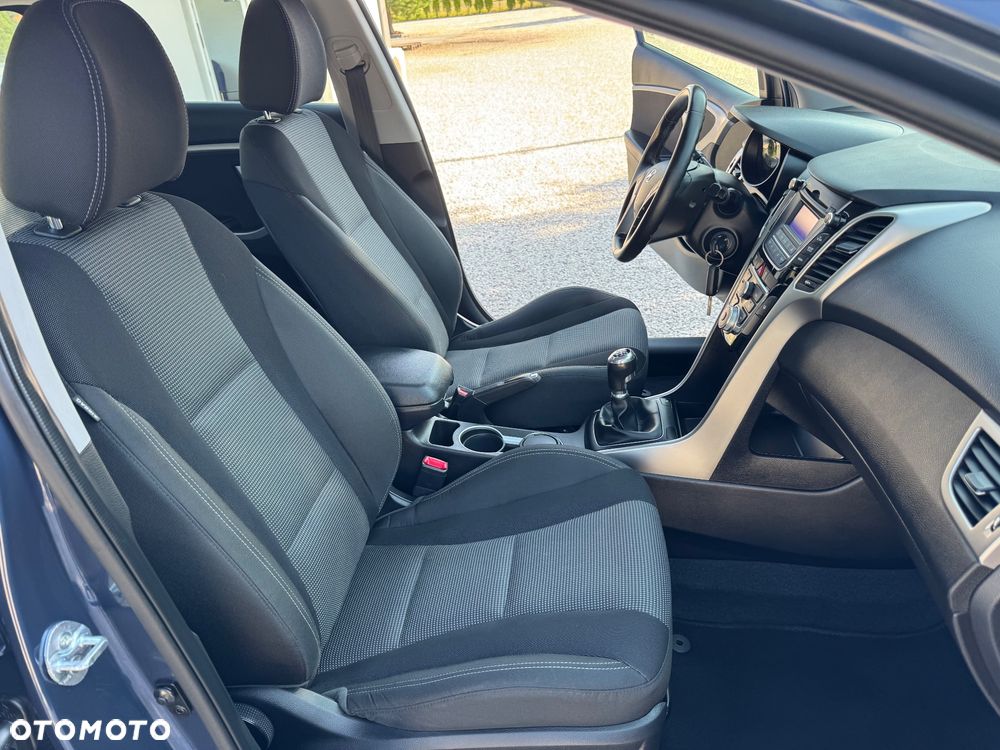 Hyundai i30 1.6 Style - 29