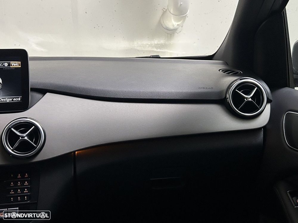 Mercedes-Benz B 180 CDI Urban - 33