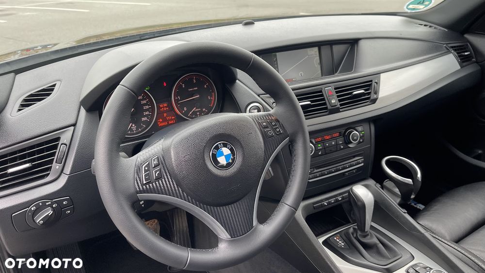 BMW X1 xDrive20d - 14