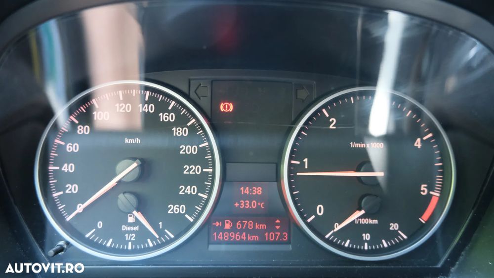 BMW X1 xDrive18d - 9