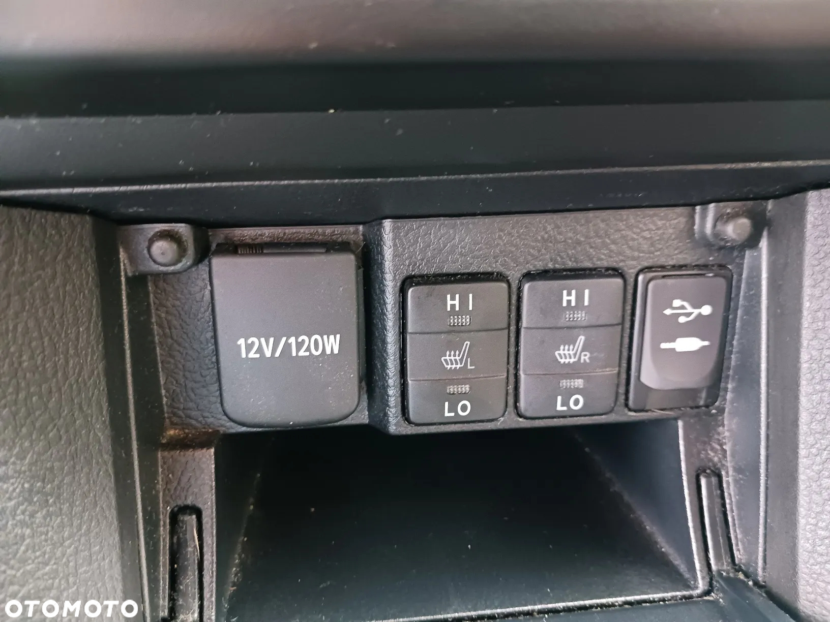 Toyota Corolla - 14