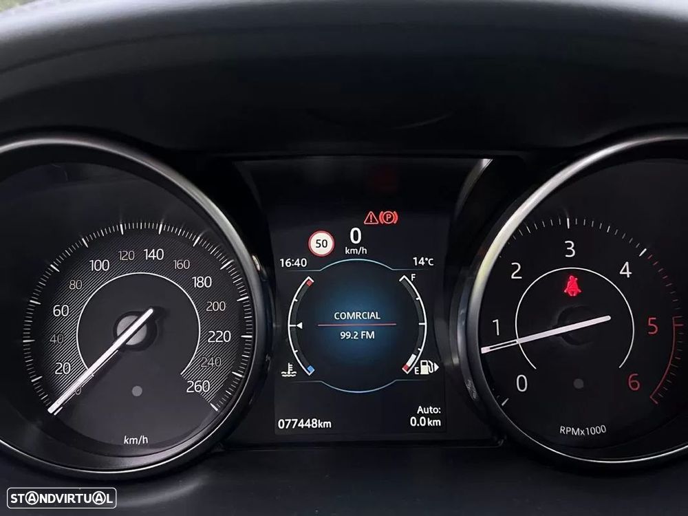Jaguar E-Pace 2.0 i4D R-Dynamic S - 24