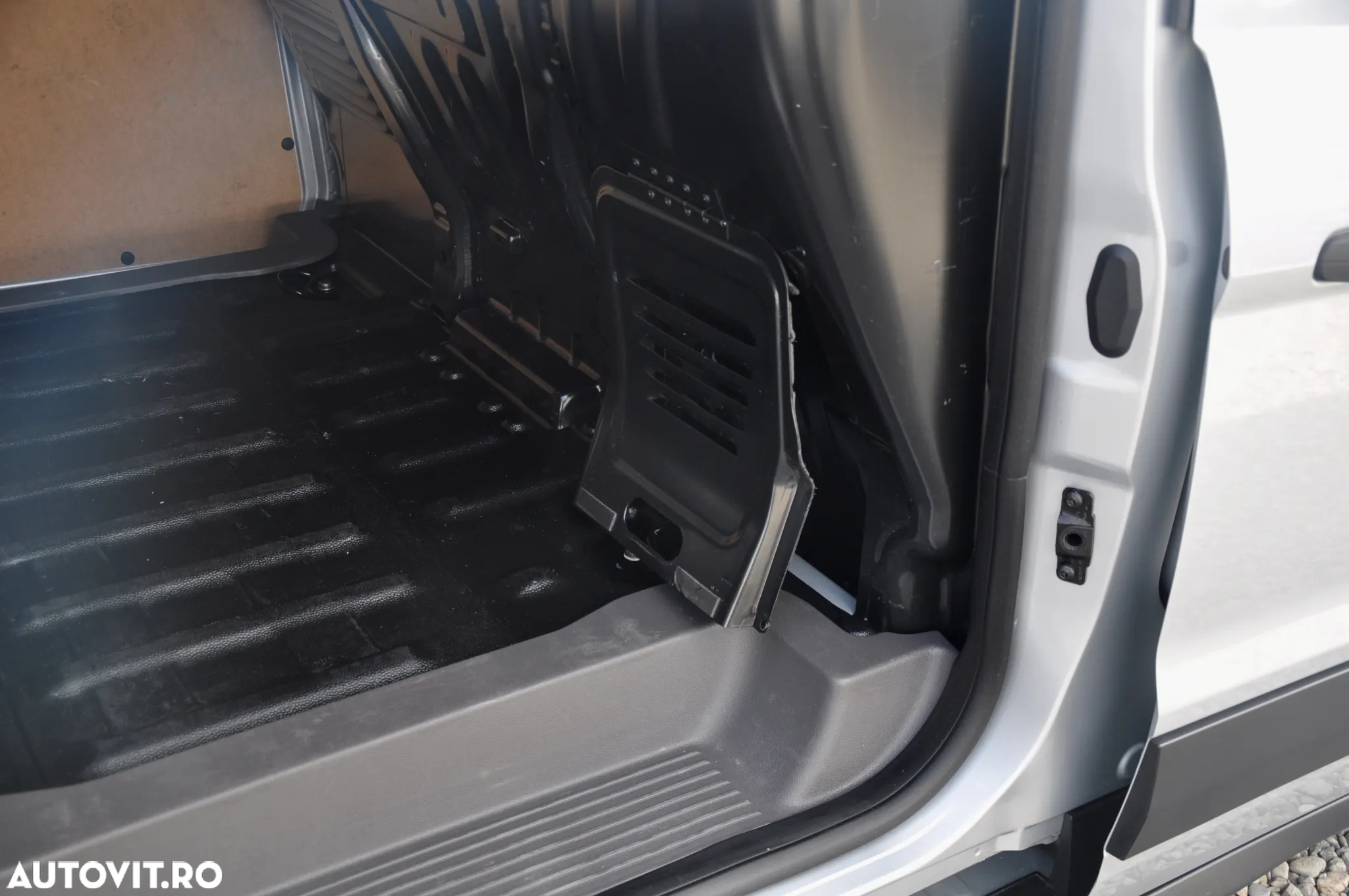 Ford Transit Connect L2H1 Van AUT. - 35