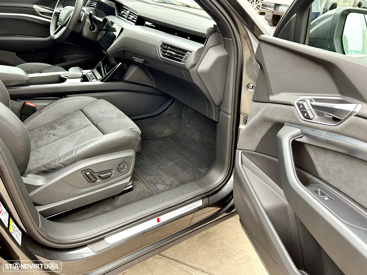 Audi e-tron 55 quattro S line - 27