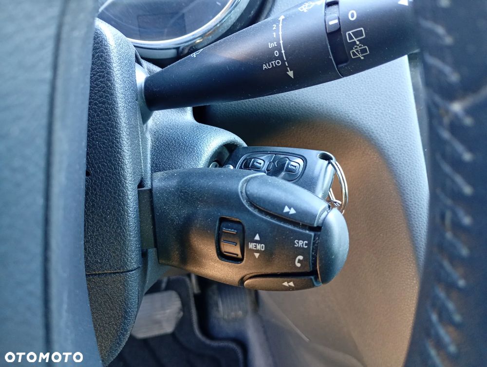 Peugeot 5008 2.0 HDi Allure 7os - 6