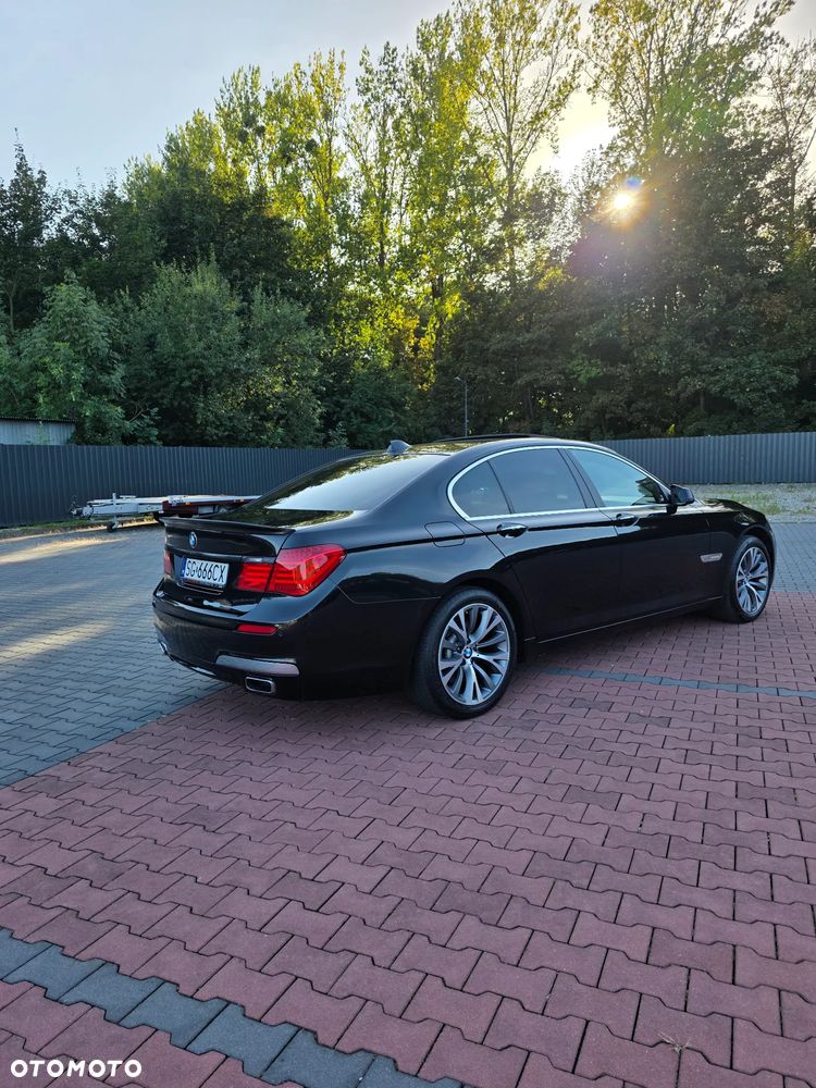 BMW Seria 7 740d xDrive - 4