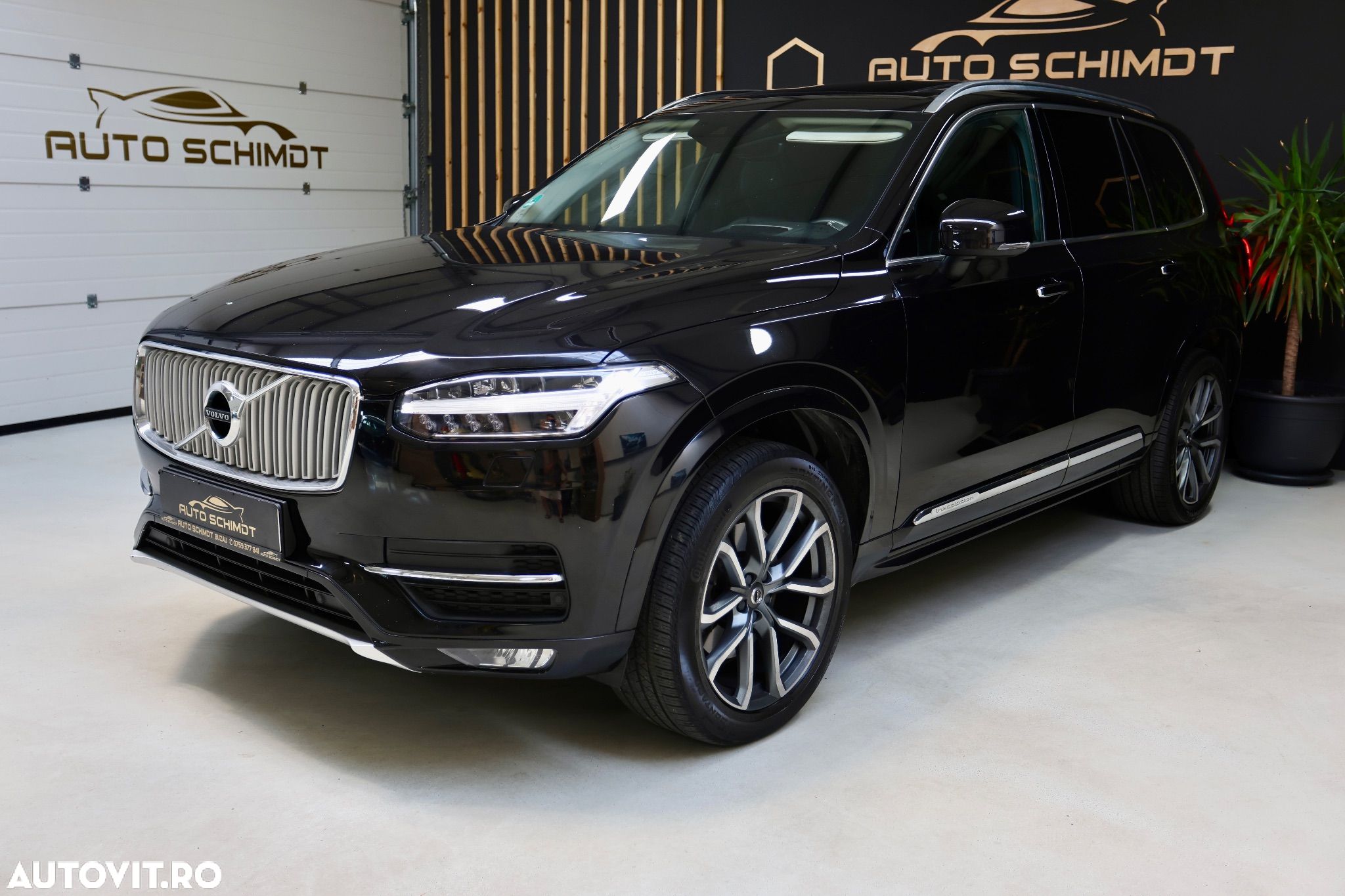 Volvo XC 90 D5 AWD Geartronic Inscription - 1