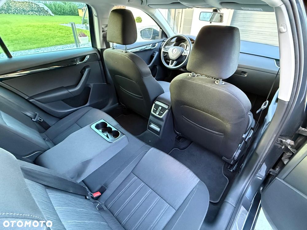 Skoda Octavia 1.8 TSI DSG Style - 26