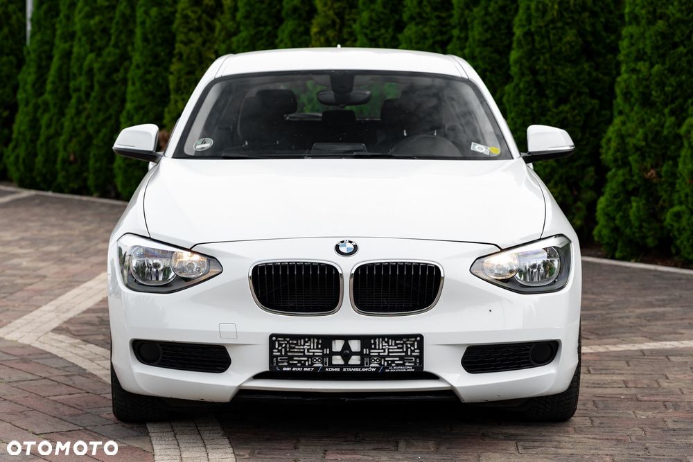 BMW Seria 1 116i Sport Line - 2